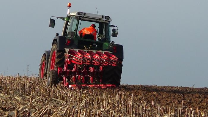 Навесной плуг AgroMASZ